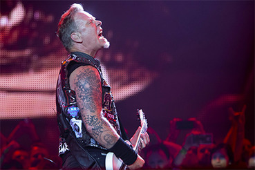 Фанаты Metallica купились на ложное объявление о концерте в закусочной