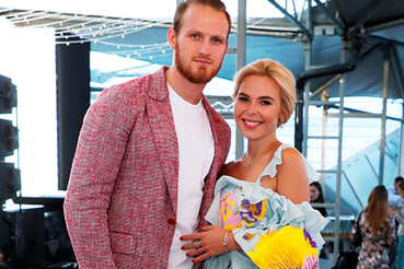 Брак Пелагеи и хоккеиста Телегина официально расторгнут