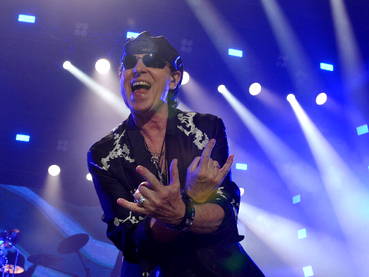 Группа Scorpions убрала упоминание Москвы из своей песни Wind of Change