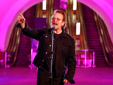 Музыканты U2 устроили концерт в киевском метро
